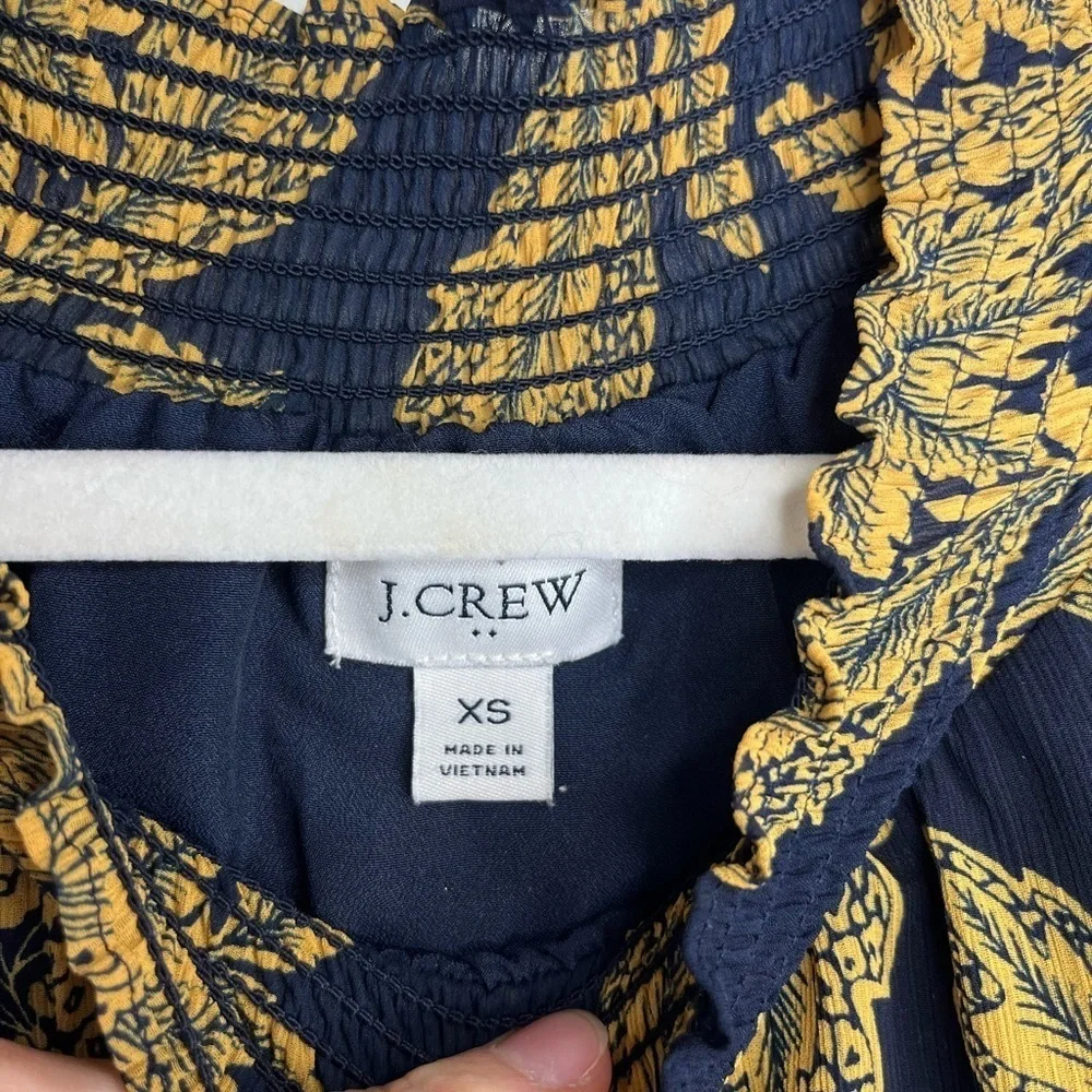 J Crew Smocked Ruched Chiffon Regal Gold Navy Floral Coquette Blouse Women Sz XS